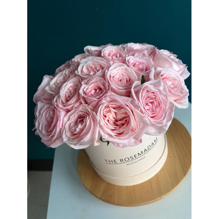 Букет розовых роз "Rose Chérie" — нежные букеты по вашему вкусу