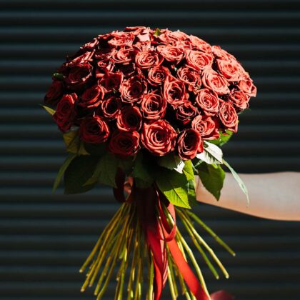 Order online Bunch Of Red Roses Bloom