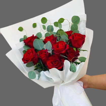 Buy Bouquet Of Red Elegance online